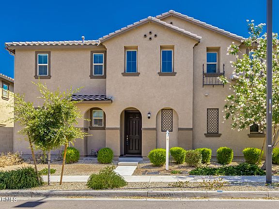 3rd image of 16671 W Jenan Drive