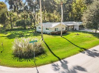 353 Lake Crescent Dr, Debary, FL 32713