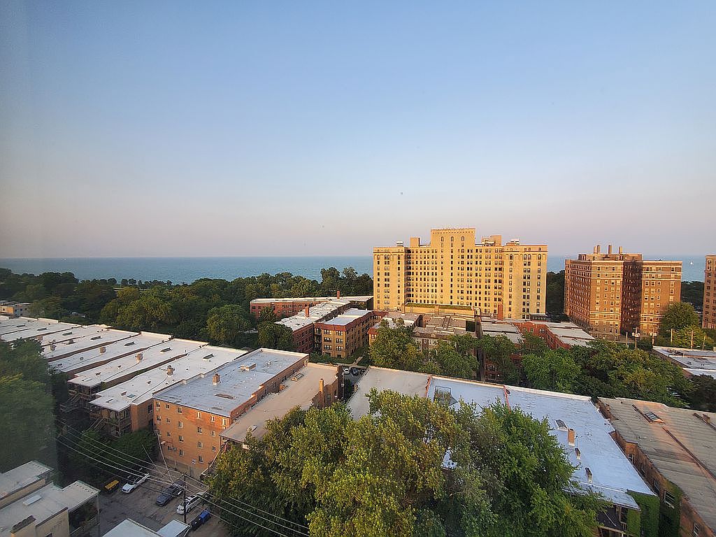 5471 S Hyde Park Blvd APT 15B, Chicago, IL 60615 Zillow