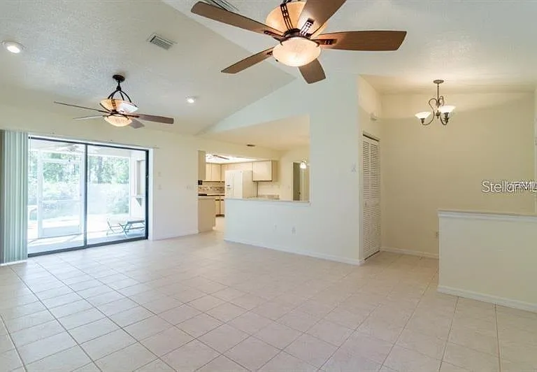 25230 Campos Dr — Photo 6