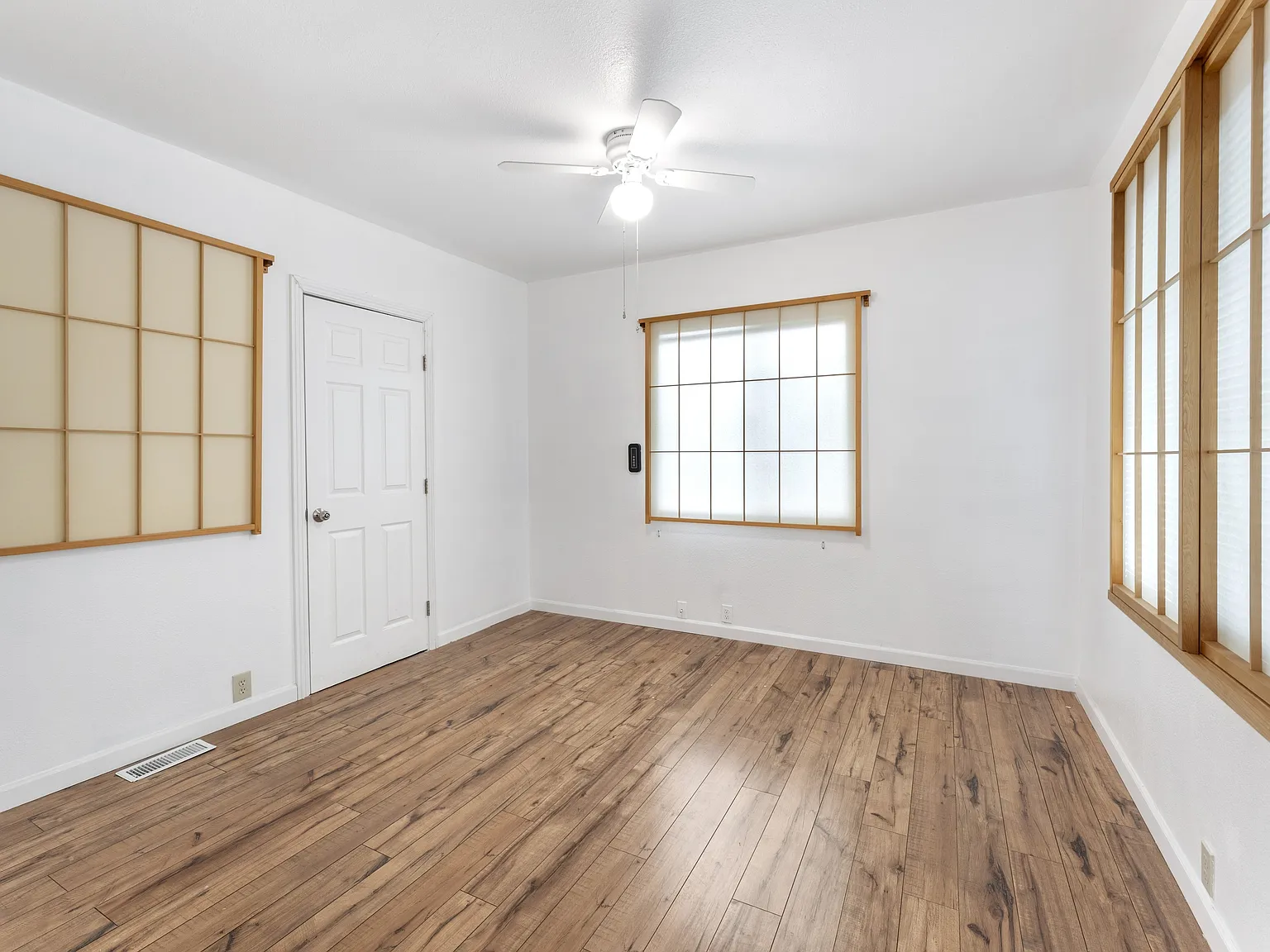 14785 Van Avenue - 1 — Photo 3