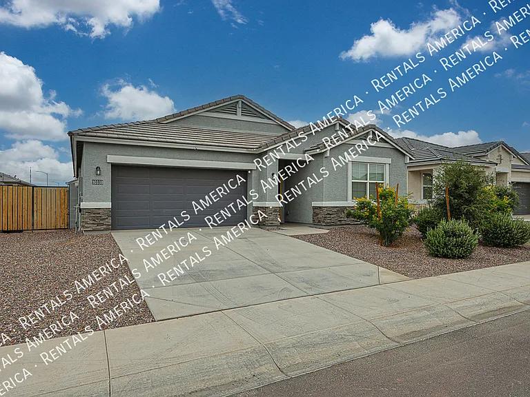 10338 W Wier Ave — Photo 3