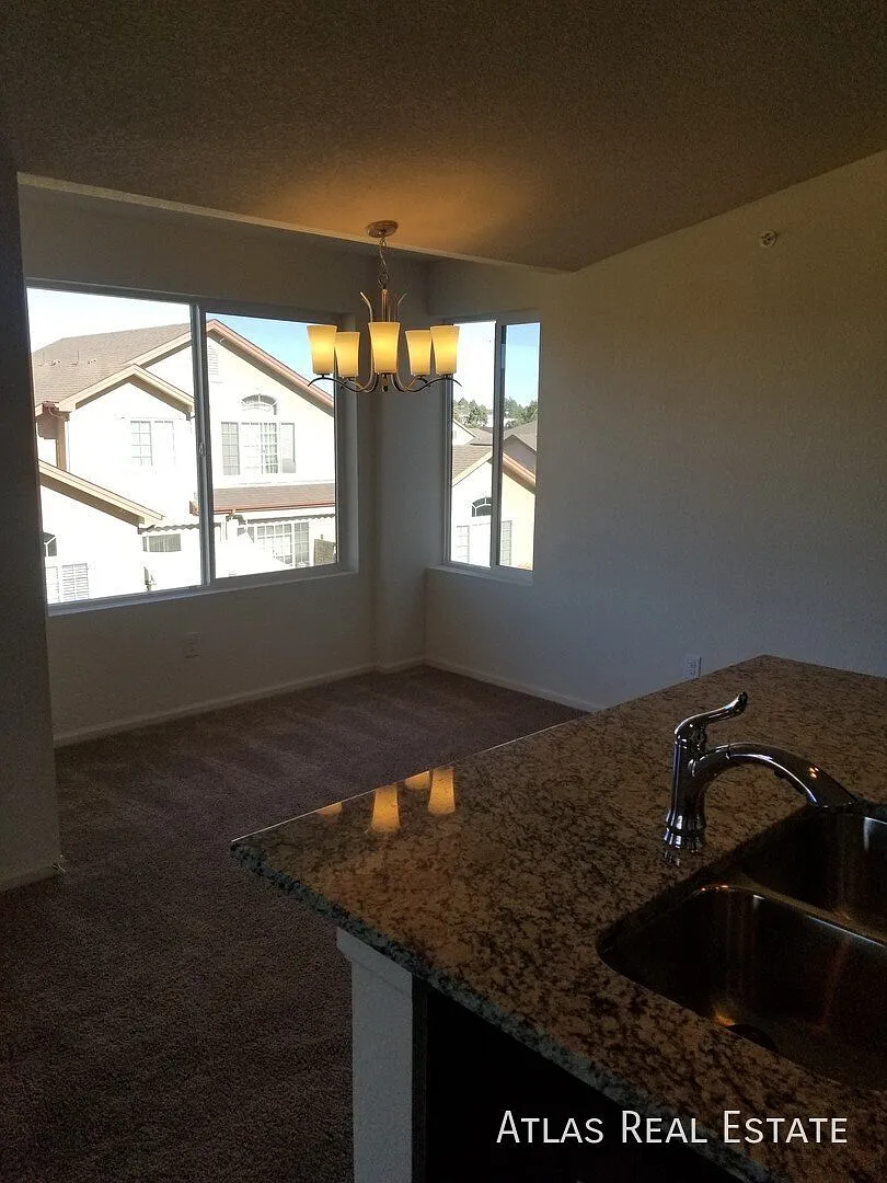 Beautiful 3BD2BA condo in gated community!! — Photo 3