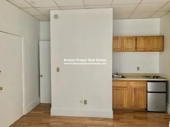 405 Beacon St, Boston, MA