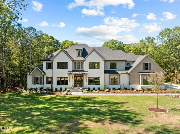 8909 Morning Song Ct, New Hill, NC 27562