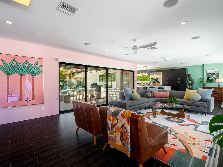 371 S Pablo Dr — Photo 5