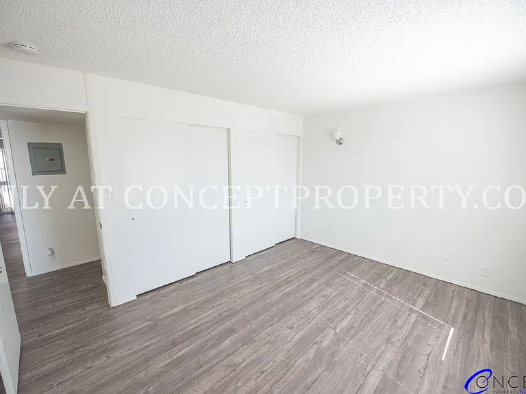 Foothill Terrace — Photo 210