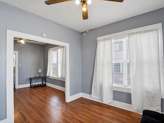 3rd image of 602 S Bell St