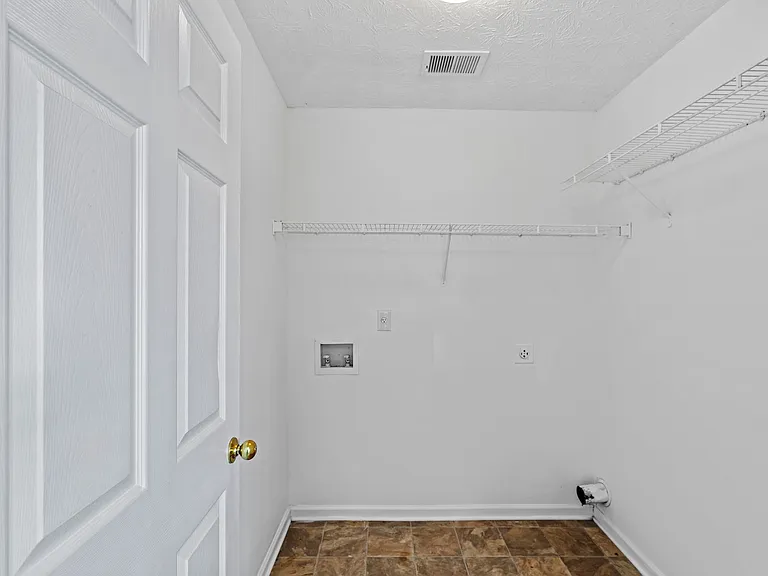 185 Vintage Dr — Photo 26