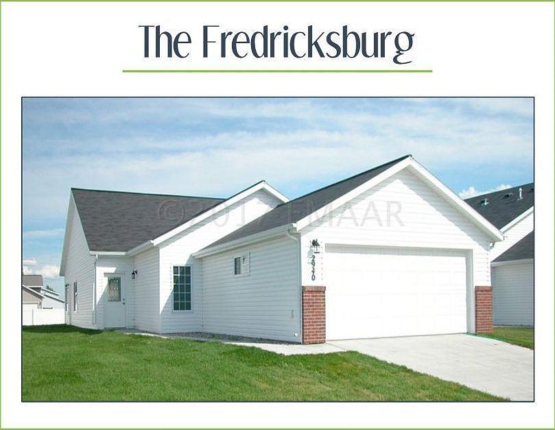 1st image of 672 38th Ave E