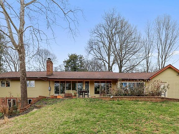 4th image of 9808 Watts Branch Dr