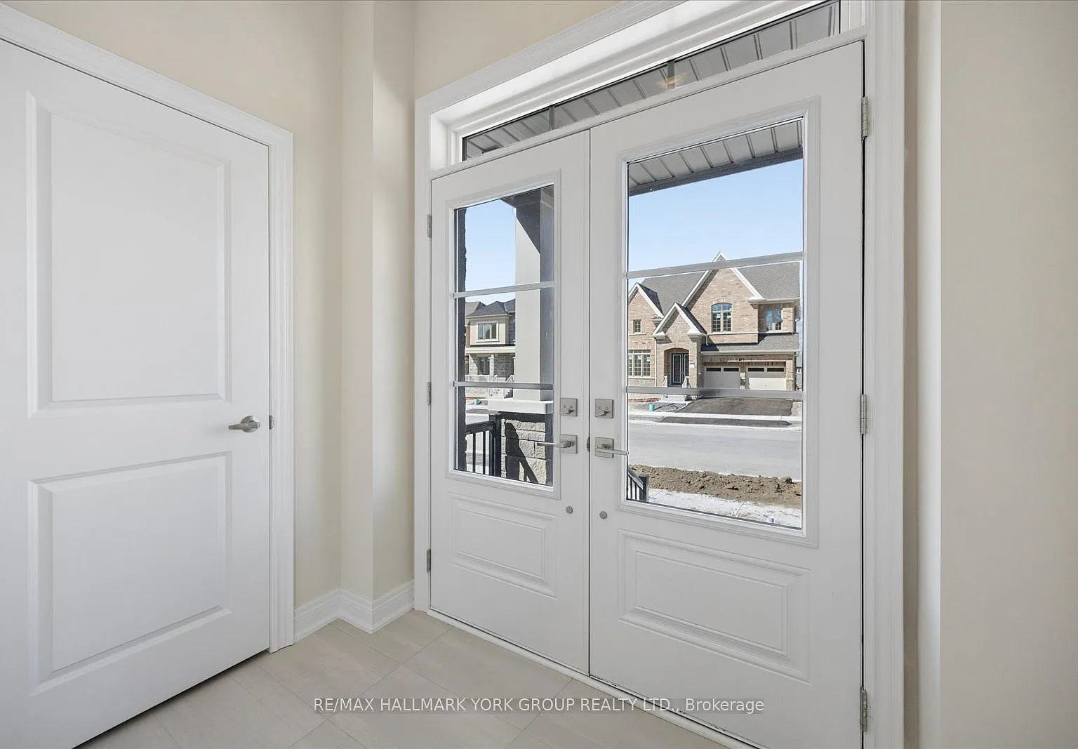 4 bed, $3,500 — Photo 4