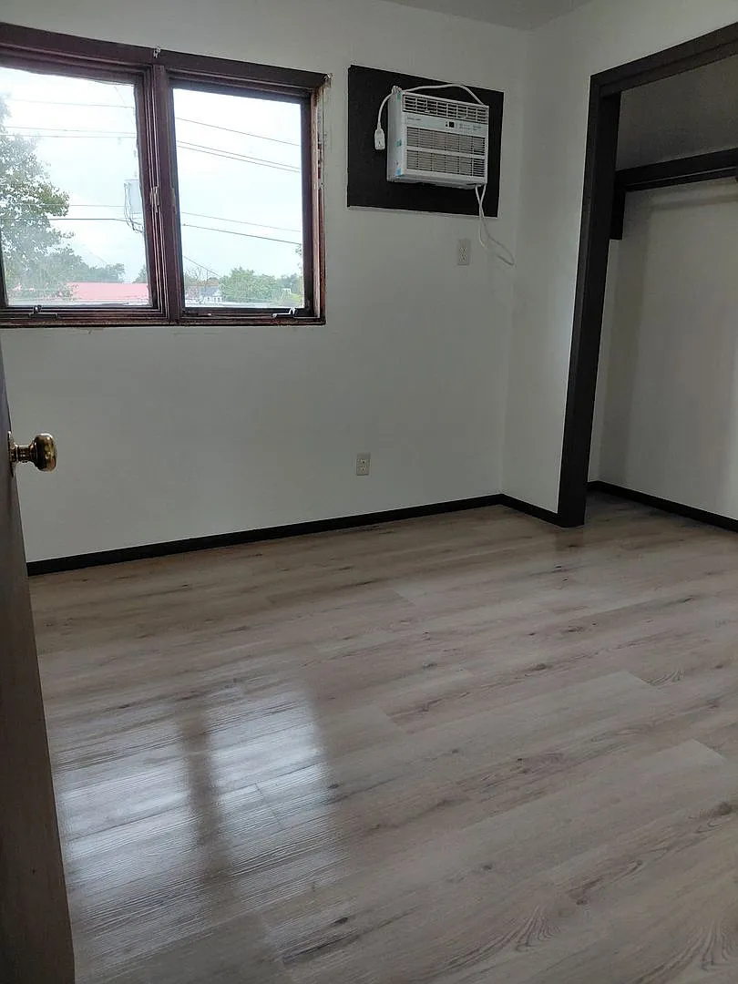 Randolph Commons — Photo 2