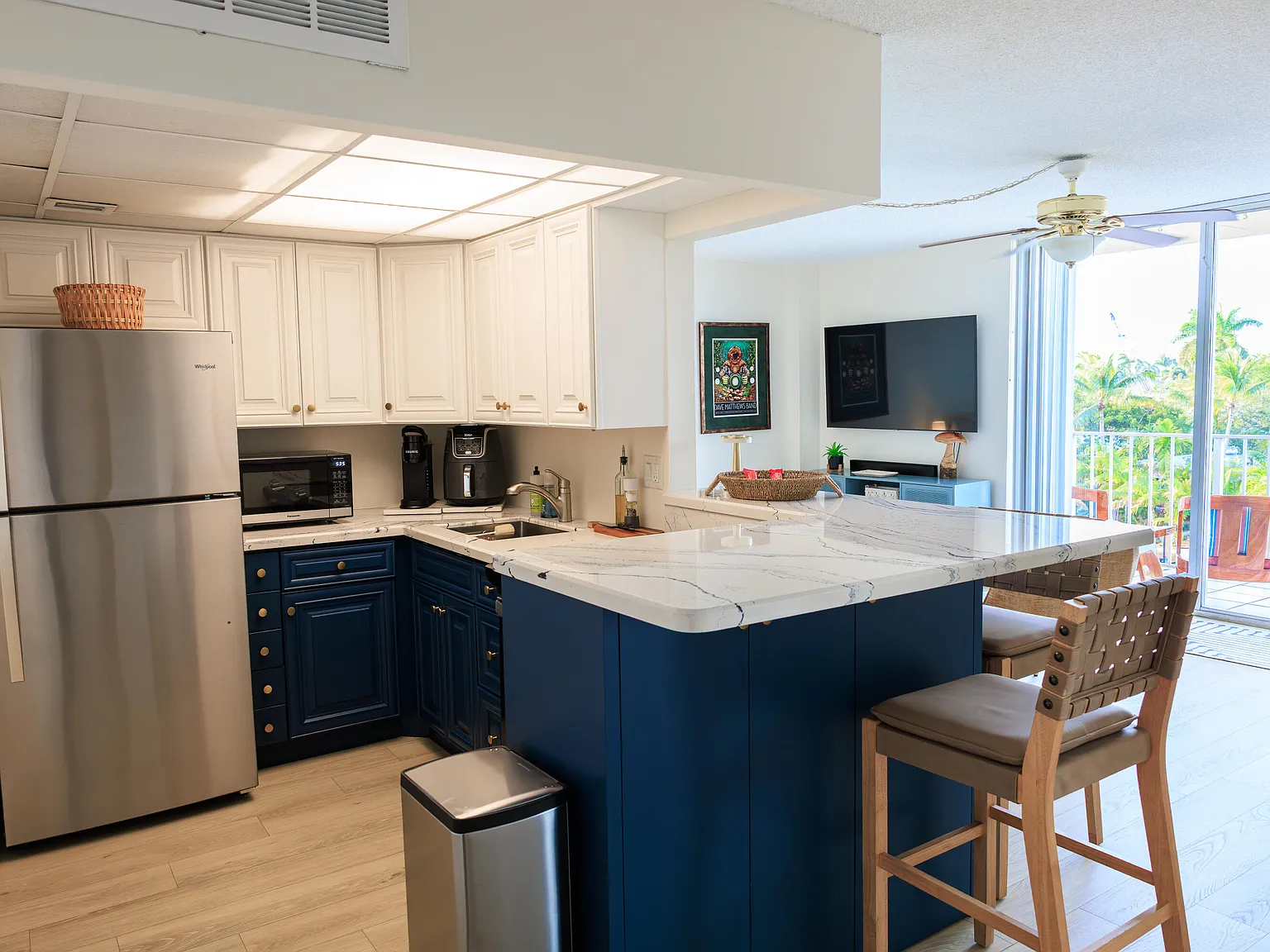 1 bed, 1.0 bath, 724 sqft, $2,375 — Photo 3