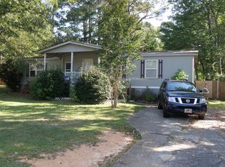 277 Lakeview Dr, Locust Grove, GA 30248