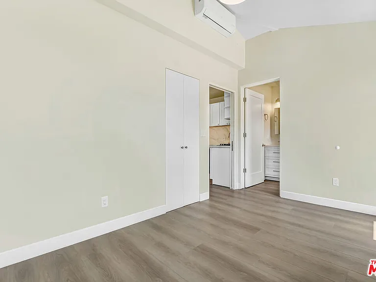 1130 Ashland Ave #B — Photo 7
