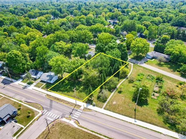 545 Dayton St, Yellow Springs, OH 45387