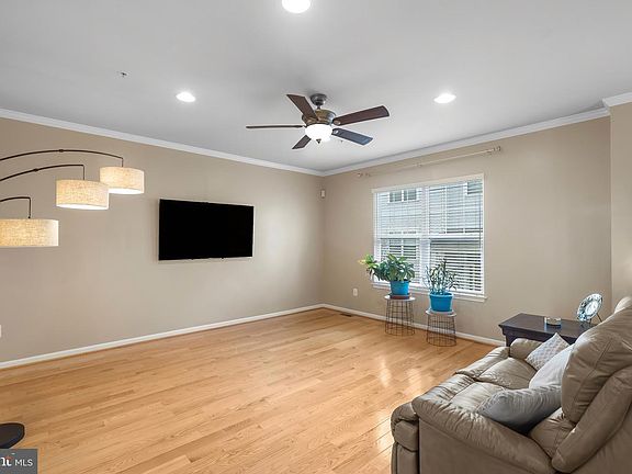 5th image of 2065 Case Rd