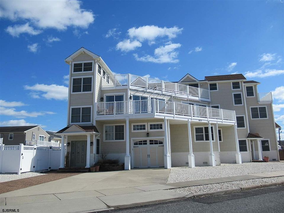 1st image of 5813 Sounds Ave N #Sea