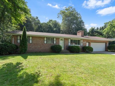 8696 Maplewood Dr, Berrien Springs, MI, 49103