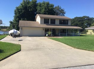 10610 Summit Square Dr, Leesburg, FL 34788