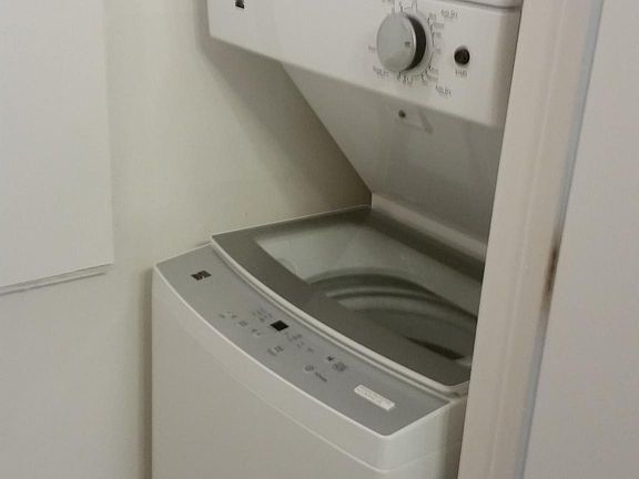 5th image of 2405 Normandy Square Pl APT B