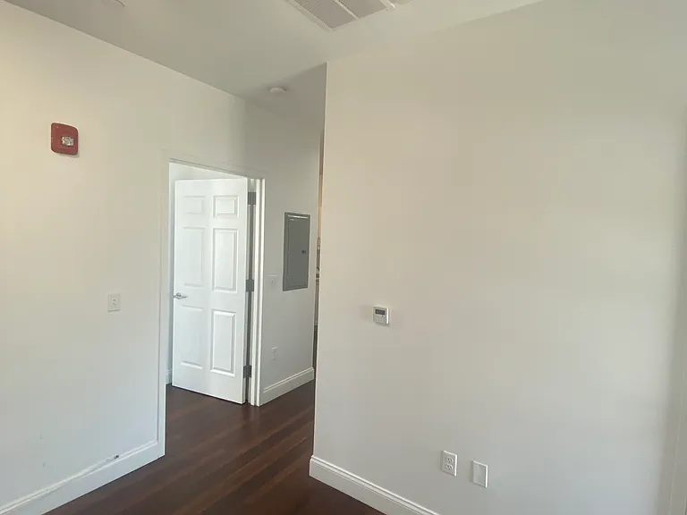 3100 Bergenline Ave #307 — Photo 22