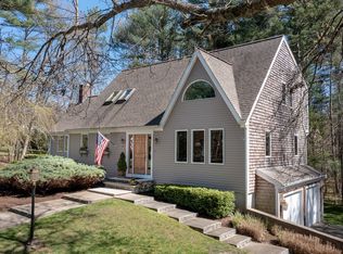 5 Acorn Ln, Mattapoisett, MA 02739