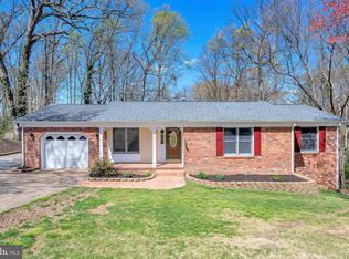 307 Chestnut Ln, Fredericksburg, VA 22408