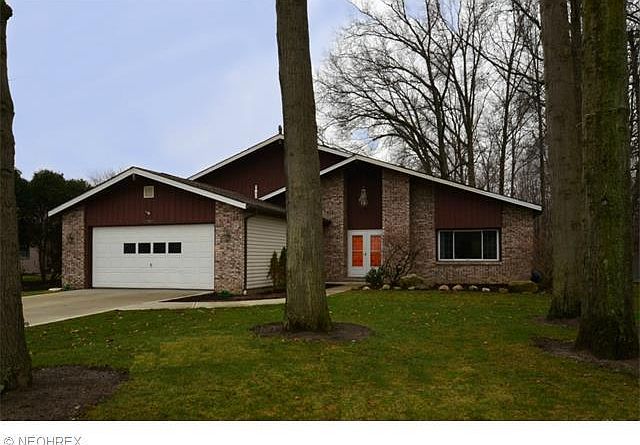 1st image of 27001 Sentry Ln