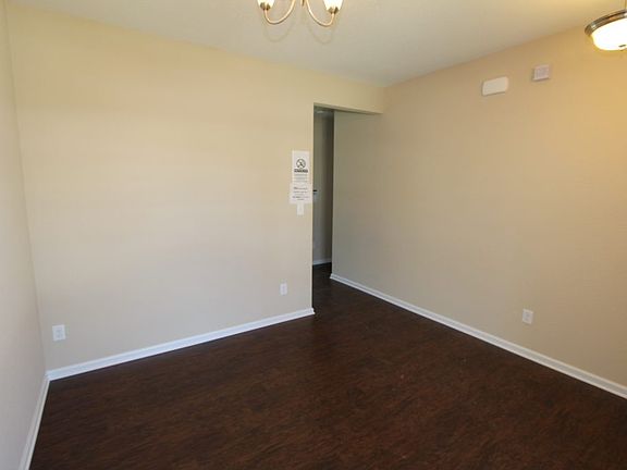 3rd image of 5016 Breleigh Ln