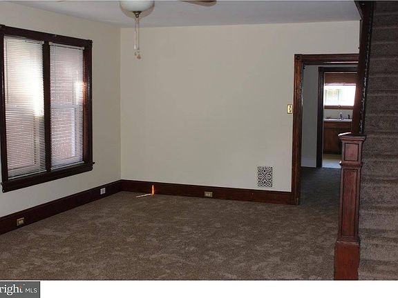 3rd image of 135 Strode Ave