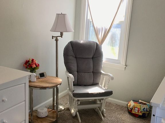 Bedroom 2 (Main Floor)