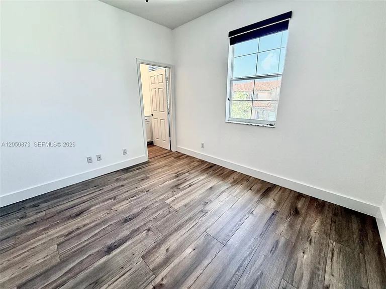 4323 Maybelle Ln #0 — Photo 17