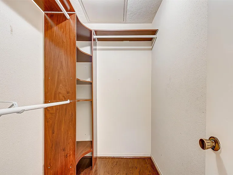 7350 Kirby Dr #5 — Photo 15
