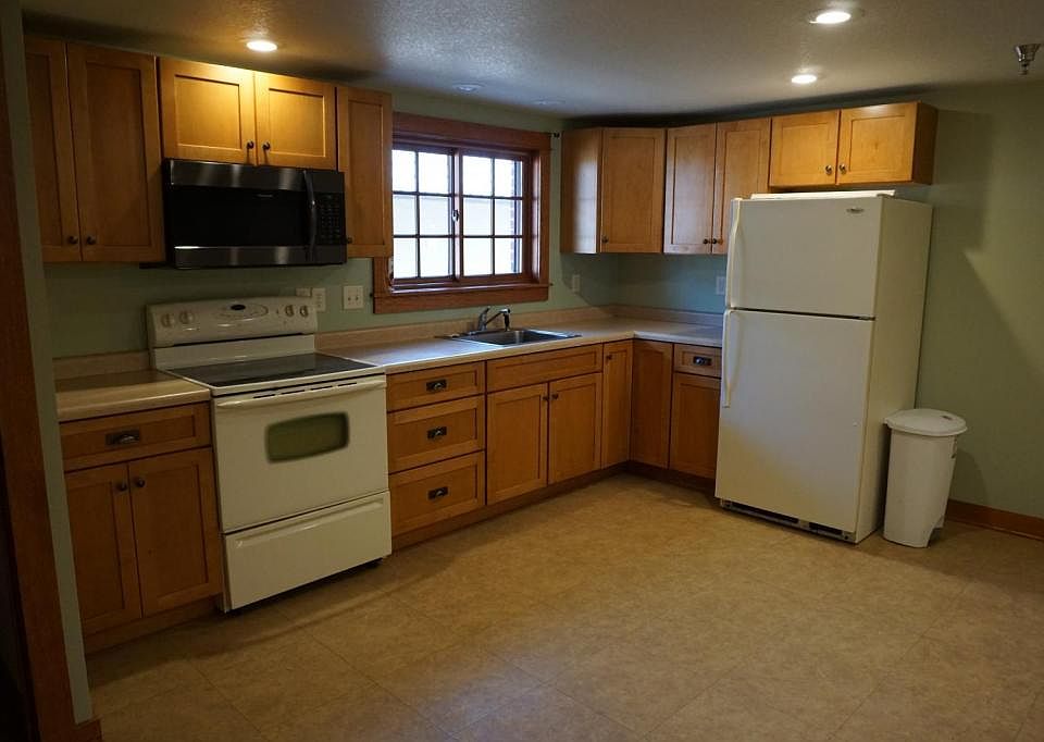 1st image of 16864 S Davis St #L-c