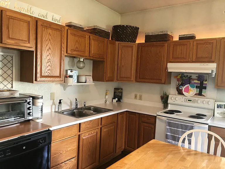 760 Willett Rd — Photo 6