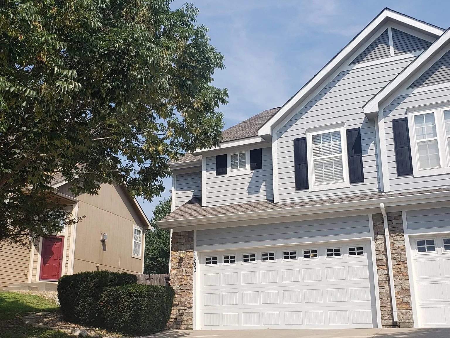 3 bed, 1500 sqft, $2,000 — Photo 1
