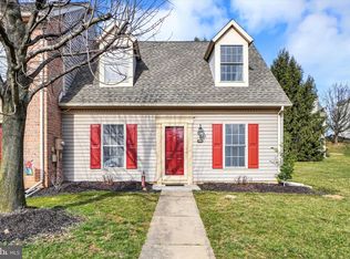 143 Point Ridge Dr, York, PA 17402
