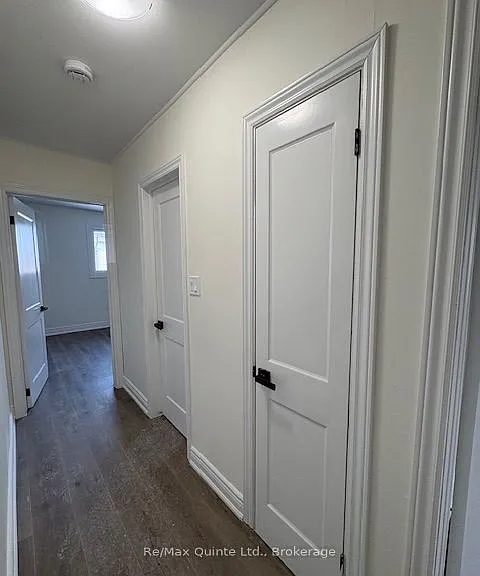 172 Queen St #5 — Photo 9
