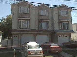 386 Husson St, Staten Island, NY 10306