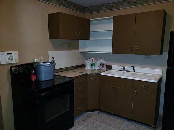 5th image of 4933 N Diana Dr