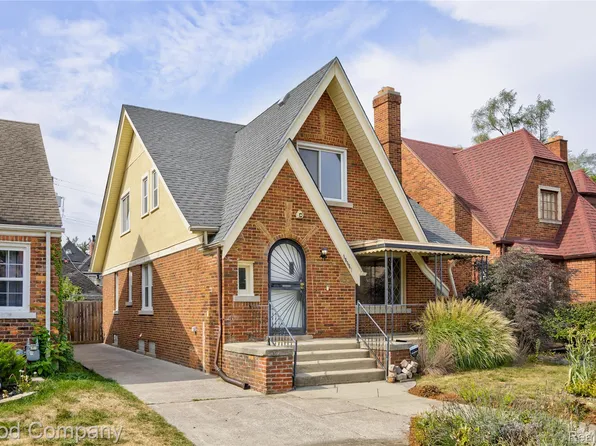 18661 San Juan Dr, Detroit, MI 48221