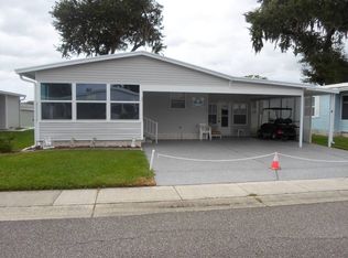 6233 Forest Lake Dr, Zephyrhills, FL 33540