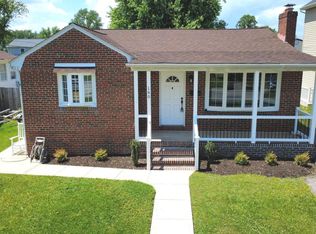 180 Carroll Rd, Pasadena, MD 21122