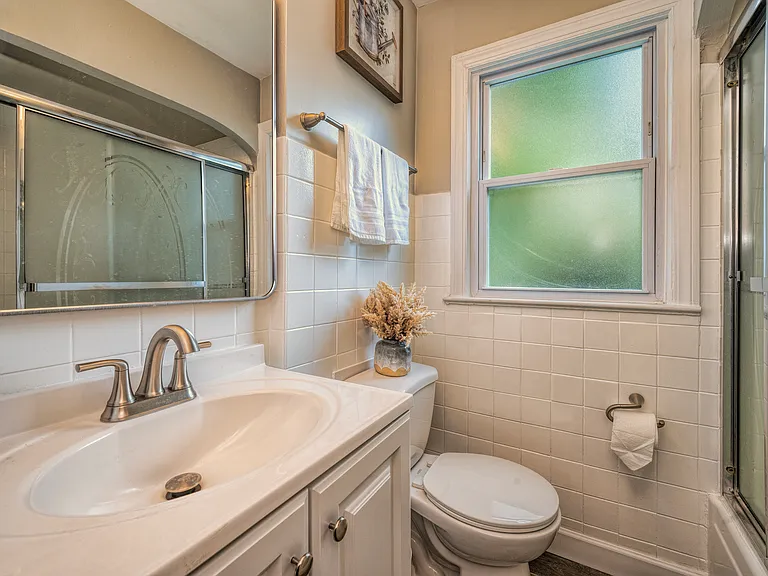 3722 Bainbridge Rd — Photo 30