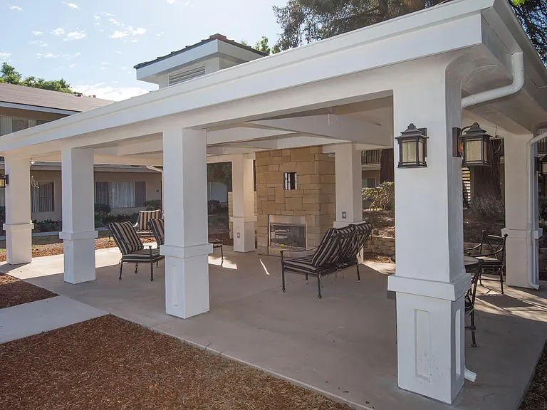 Ventura Beach Resort Luxury Apartments — Photo 6