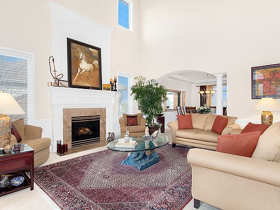 5th image of 23290 SE 52nd St