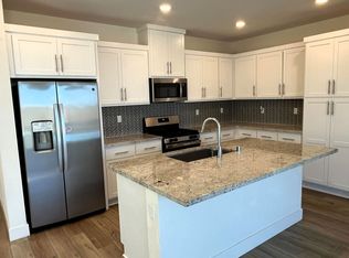 5876 Markham Ct, Tracy, CA 95377