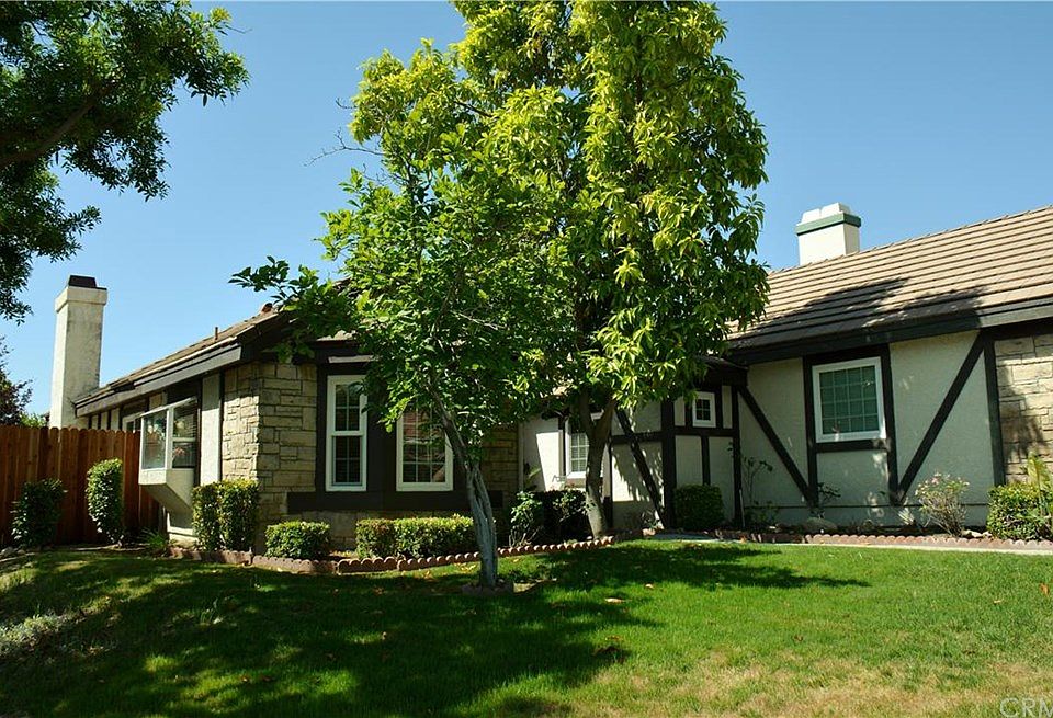1st image of 1384 S Sunrise Cir